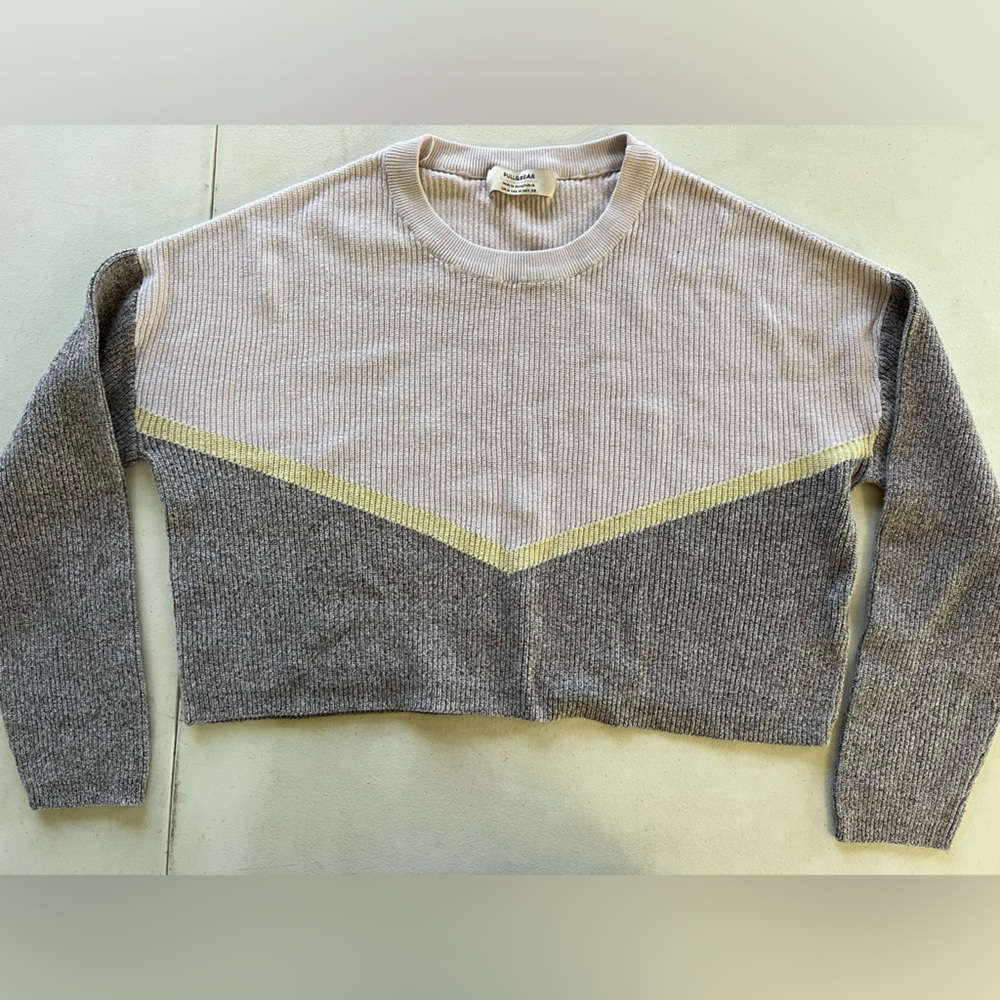 H&M Gray and Cream Sweater with Yellow Accent